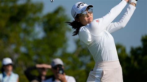 Spectacular debut: Rose Zhang shots 66 to take lead into Mizuho Americas Open finale