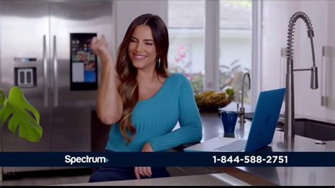 Spectrum internet commercial girl. What you need to do with wireless broadband, according to Spectrum (Image credit: Spectrum) Charter Communications ran a commercial for its Spectrum home internet product during the Super Bowl in some Charter markets. It was Charter's first Super Bowl spot since 2016. The markets include Kansas City, … 
