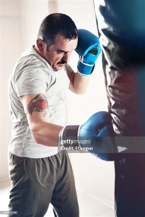 Speed Bag Photos and Premium High Res Pictures - Getty …