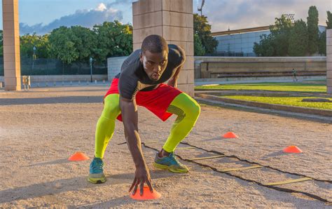 Speed agility training. Speed and agility training drills are designed to work all your leg and core muscles, as well as the tendons in your body. It is important to train at a level that is equal to your game intensity to help increase your … 