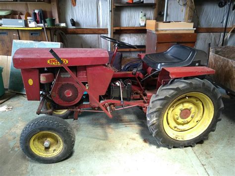 Just brought this tractor home and got it running.. 