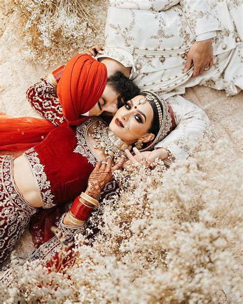 Spellbinding Wedding Poses for the Bride: Capture the Magic of Your Big Day