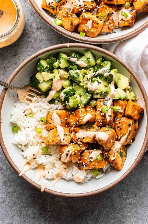 Spicy bowls. Delicious Spicy Salmon Maki Bowls are the perfect solution when you’re craving sushi, but also want an effortless homemade dinner in under 30 minutes! They’re quick & easy to … 