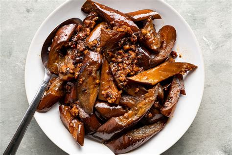 Spicy eggplant & chickpea stew with tahini yogurt