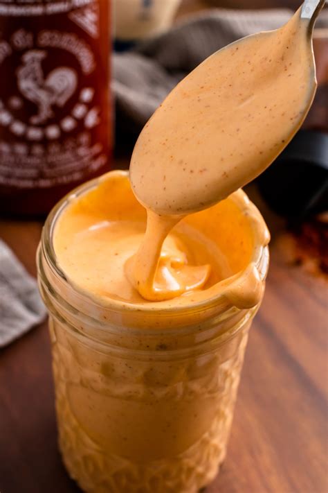 Spicy mayo sauce. 