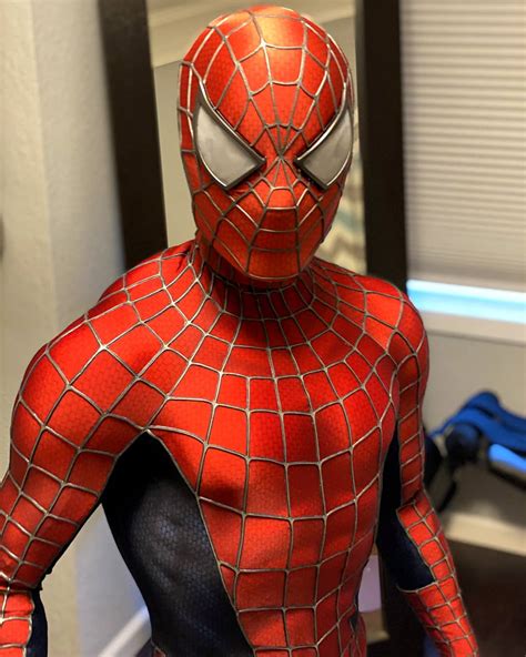 Spiderman Costume Movie Replica for the Ultimate Superhero Experience