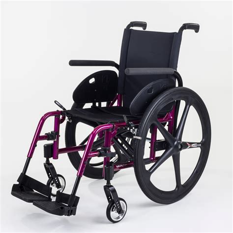 Spinlife - The ROHO Enhancer wheelchair cushion uses a uniquely designed two-manifold system for enhanced mid-line channeling of the femurs, lateral stability and tissue protection. The three different cell heights create a unique support surface that shapes to the user's specific seating needs. The premier design of the Enhancer allows for superior ...