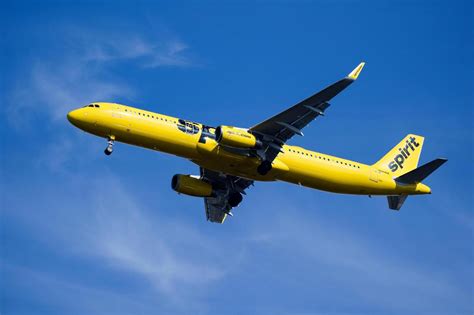 Spirit Airlines will pull out of Denver airport in early 2024