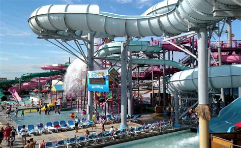 Splash zone water park. For the past three years, Splash Zone has offered its own "stimulus package," the stimulus pass. For $36, people over 48 inches get all-day admission, unlimited use of the attractions, pancakes ... 