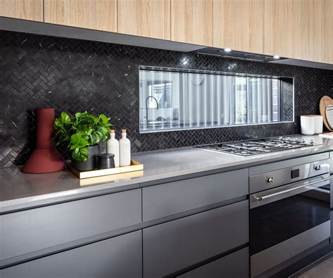 Splashback - beaumont-tiles.com.au