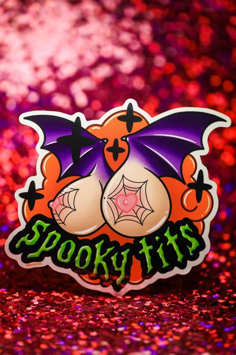 Spookytits
