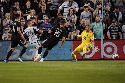 Sporting Kansas City puts an end to Loons’ playoff hopes