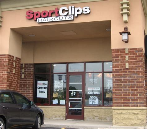 Sports clips open on sunday. Sport Clips Haircuts of York Road Plaza. 6376 York Rd. York Rd. & Schwartz Ave. Towson, MD 21212. (410) 372-2887. 
