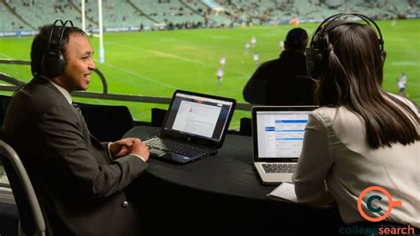 Sports media. Combine your passions for sport and storytelling. You’ll hone your sport industry knowledge, learn the fundamentals of digital communication and access unique learning opportunities through our partnerships with major Melbourne sporting clubs. Enquire now View courses. . 