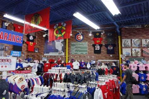 Sports world chicago. About Us. Our large selection of Chicago Cubs Shirts, hats and Chicago Cubs Jerseys is just what you need to show your support throughout the season or to proudly display the … 