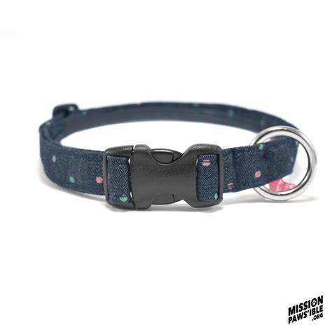 Spot on collar. Dog Collar White Spots Dark Blue. Our dog collars are made with premium nylon webbing, solid stainless steel D-rings and our trademarked buckle bone side ... 