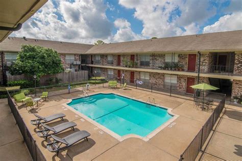 Spring Shadows Apartments - 10105 Kempwood Dr, Houston, TX …