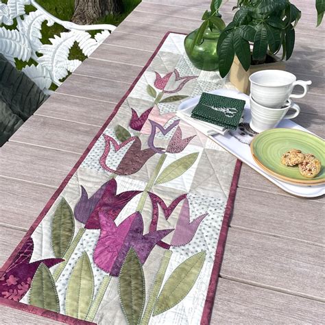 Spring Tulips Table Runner & Placemats PDF Quilt Pattern Etsy