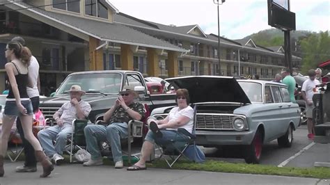 PIGEON FORGE, Tenn. (WATE) — More than 600 citations were issued and 36 arrests were made during the Spring Rod Run car show on April 18-21, according to the Pigeon Forge Police Department.. 