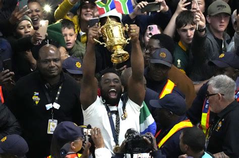 Springboks arrive to a heroes’ welcome in South Africa after another Rugby World Cup triumph