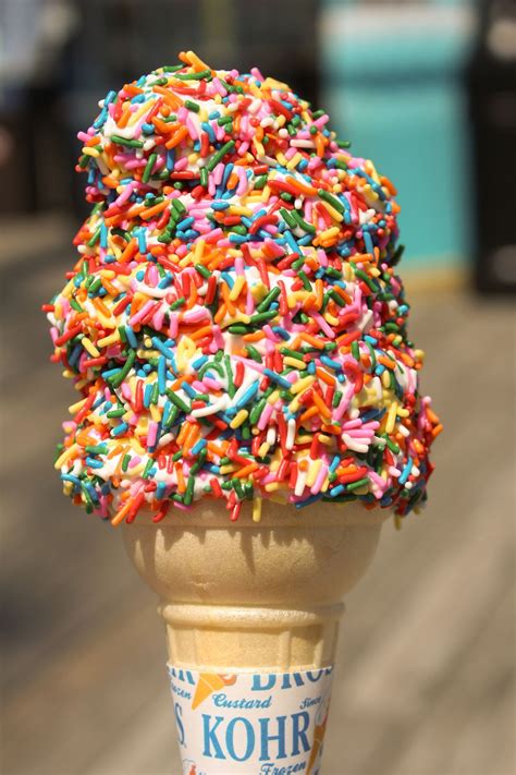 Sprinkles ice cream. Jul 26, 2021 · The exact ingredients used in sprinkles vary depending on the brand and type. However, most are made from ( 1 ): corn syrup. sugar. cornstarch. wax. artificial food colorings. artificial flavors ... 