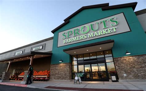 Sprouts food store. Feb 1, 2018 · Visit your local Kansas City Sprouts Farmers Market full of healthy, affordable groceries. From organic to plant based we have it! ... Online Ordering with Store Pick-Up: Deli Catering Trays Order Catering Trays; Beer & Wine; Boars Head Premium Meats & Cheeses; Deli Catering Trays; Sandwich Bar; Has Wifi 
