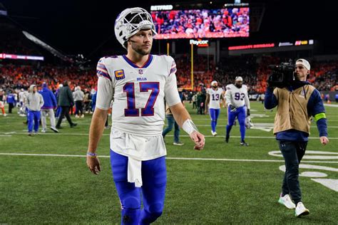 Sputtering Bills resemble pretenders more than contenders at the midpoint of the season