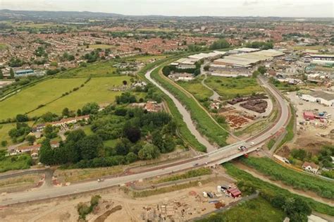 Squibbers Way link road to open