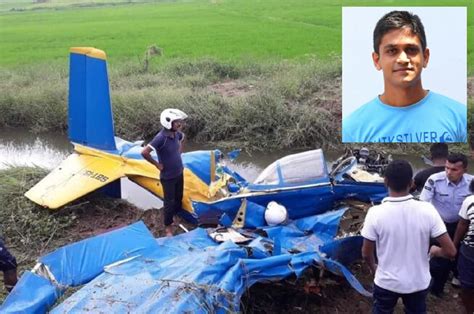 Sri Lanka air force plane crashes killing two trainee pilots onboard