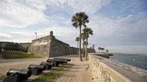 St augustine weather underground. The underground tunnels of Los Angeles tell the story of a not-so-known part of the city's history and in this post, we'll show you why visiting this part of L.A. is an incredible ... 