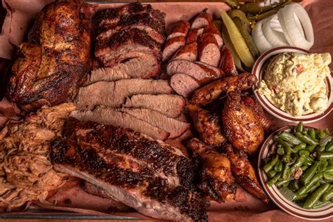 St louis bar bq. Award winning BBQ seasoned and cooked with love. Grab some great ribs, brisket, chicken, pullpork & sides from the Sweetie's Bar-B-Q food truck or allow us to cater your next event. 
