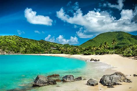 St martin. Saint Martin ( French: Saint-Martin; Dutch: Sint Maarten) is an island in the northeast Caribbean, approximately 300 km (190 mi) east of Puerto Rico. 