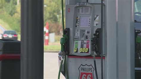 St. Charles gas station among 20 reportedly targeted by teens Sunday