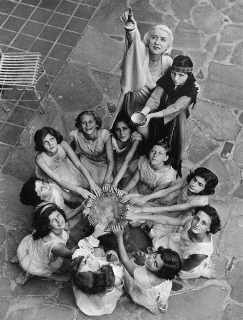 St. Denis, Ruth (1877&ndash;1968) -