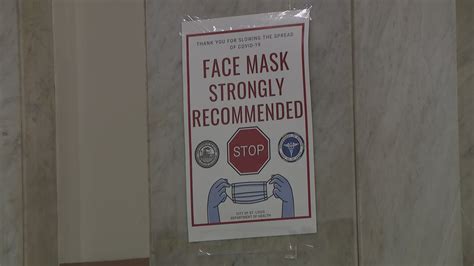 St. Louis City employee mask mandate ends after a few hours