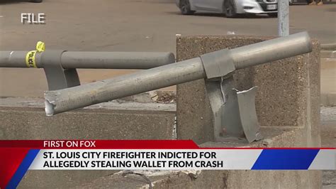 St. Louis County grand jury indicts St. Louis firefighter in wallet-theft case