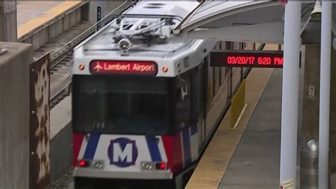 St. Louis Metro to offer $5K signing bonus for 'essential transit' jobs