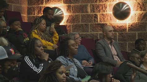 St. Louis reparations commission holds first public meeting  