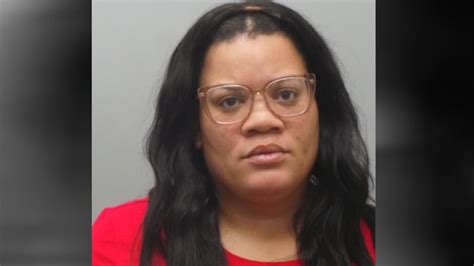 St. Louis woman accused of firing shots at post office