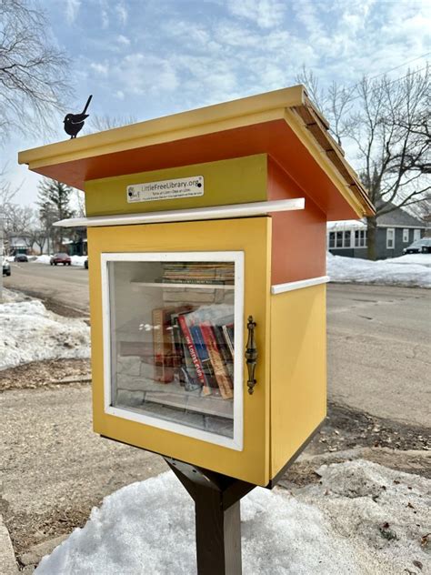 St. Paul City Council orders removal of curbside lending library, with a catch