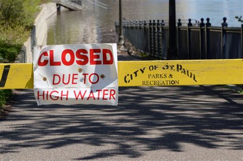 St. Paul to close Water Street, some city parks ahead of expected flooding