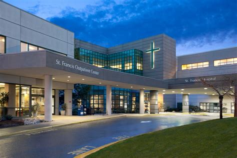 St. francis hospital & heart center. Things To Know About St. francis hospital & heart center. 