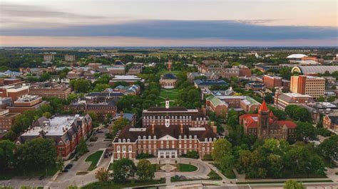 Stack.h Source File - University of Illinois Urbana-Champaign