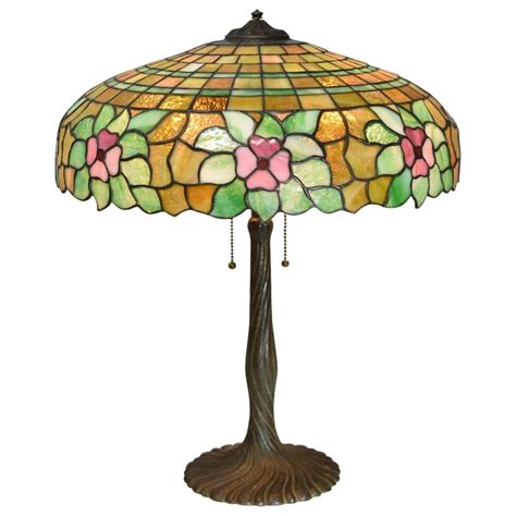 Stained Glass Lamps - 87 For Sale on 1stDibs