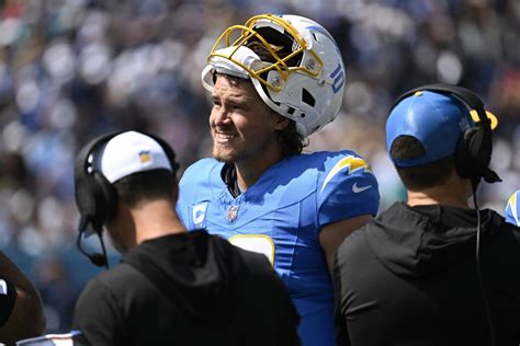 Staley, Chargers feeling the pressure with an 0-2 start and a pair of close losses