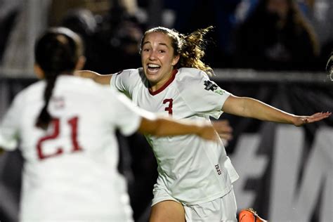 Stanford’s Montoya comes up big to help Cardinal to NCAA final