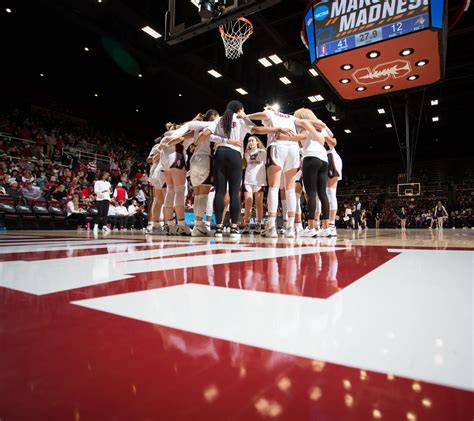 Stanford women heading to third Elite Eight in a row after win ove