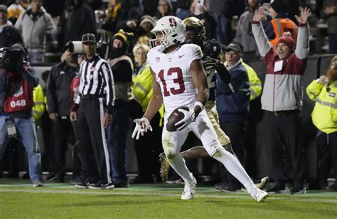 Stanford looks to build on epic comeback when the Cardinal host No. 25 UCLA