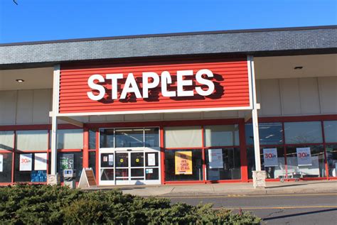 There are a number of ways to find the Staples nearest store, beginning with entering the query in a search box and allowing your device to use your location. You can also visit the company website, use online maps, visit an online director.... 