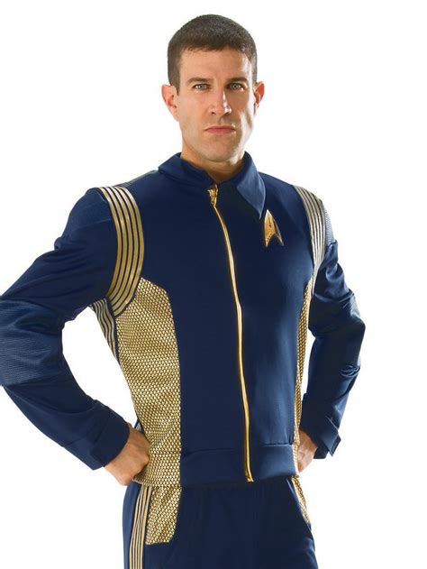 Star Trek Uniform Men: Uniformly Striking